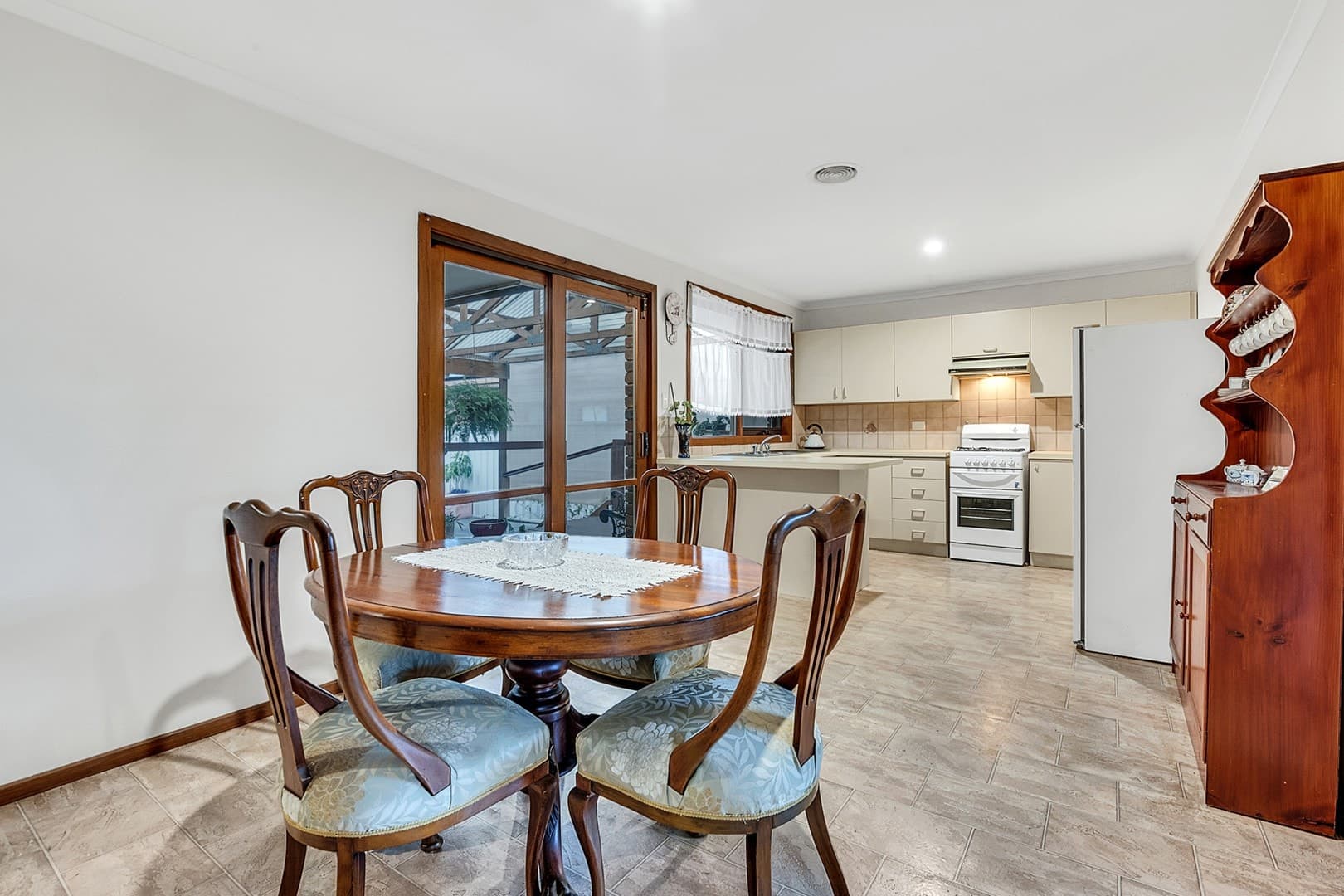 33A Carlisle Street, Craigieburn, VIC 3064, Craigieburn - Thumbnail 6