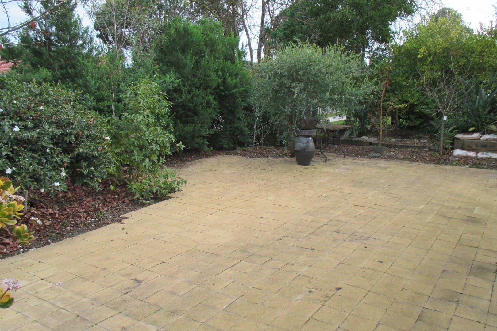 27 Landsdale Crescent, Wantirna South, VIC 3152, Wantirna South - Thumbnail 6