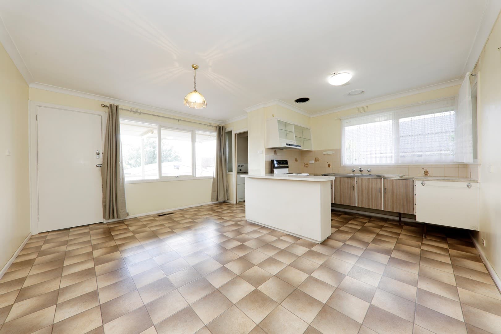 36 Leeds Road, Mount Waverley, VIC 3149, Mount Waverley - Thumbnail 3