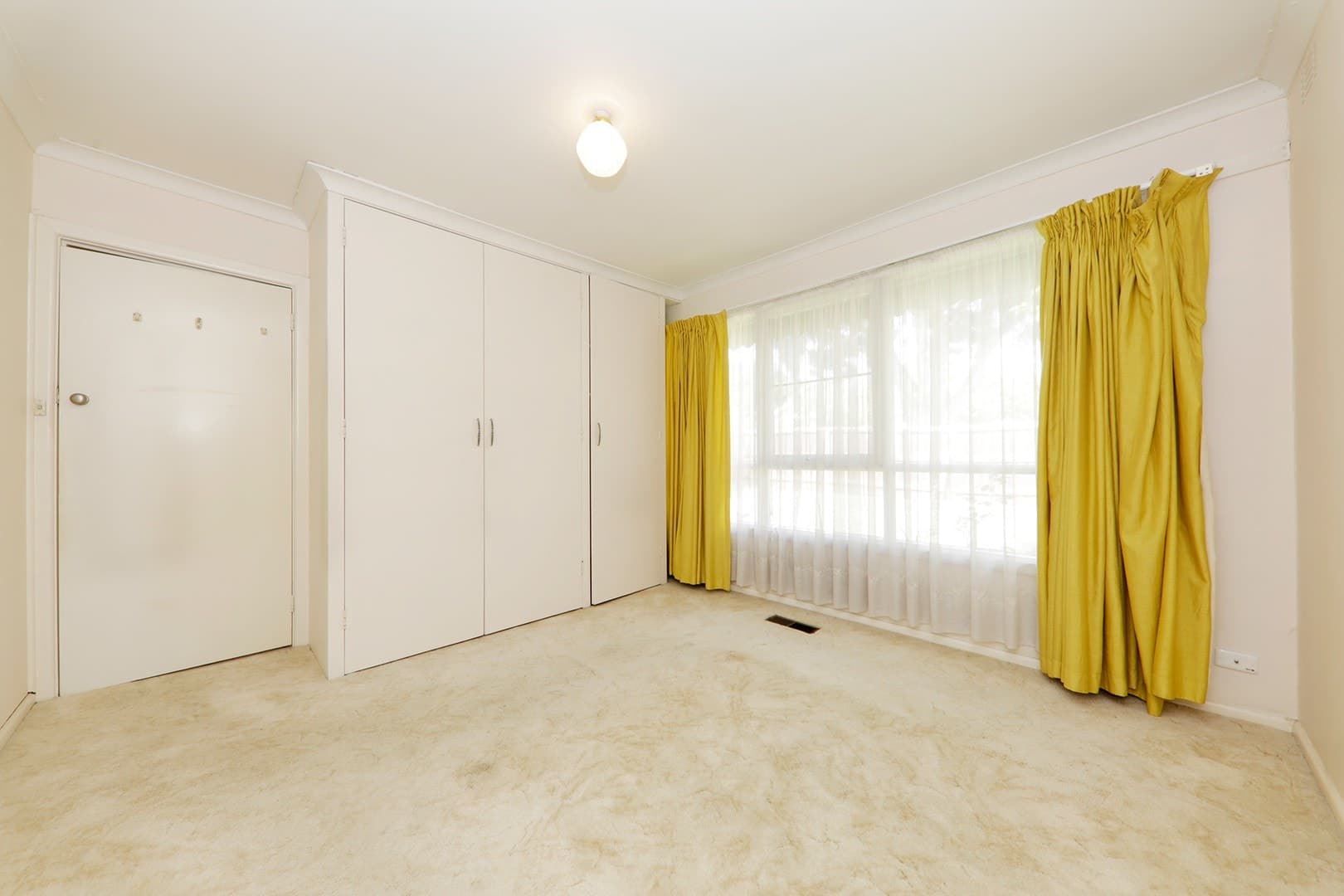 36 Leeds Road, Mount Waverley, VIC 3149, Mount Waverley - Thumbnail 5