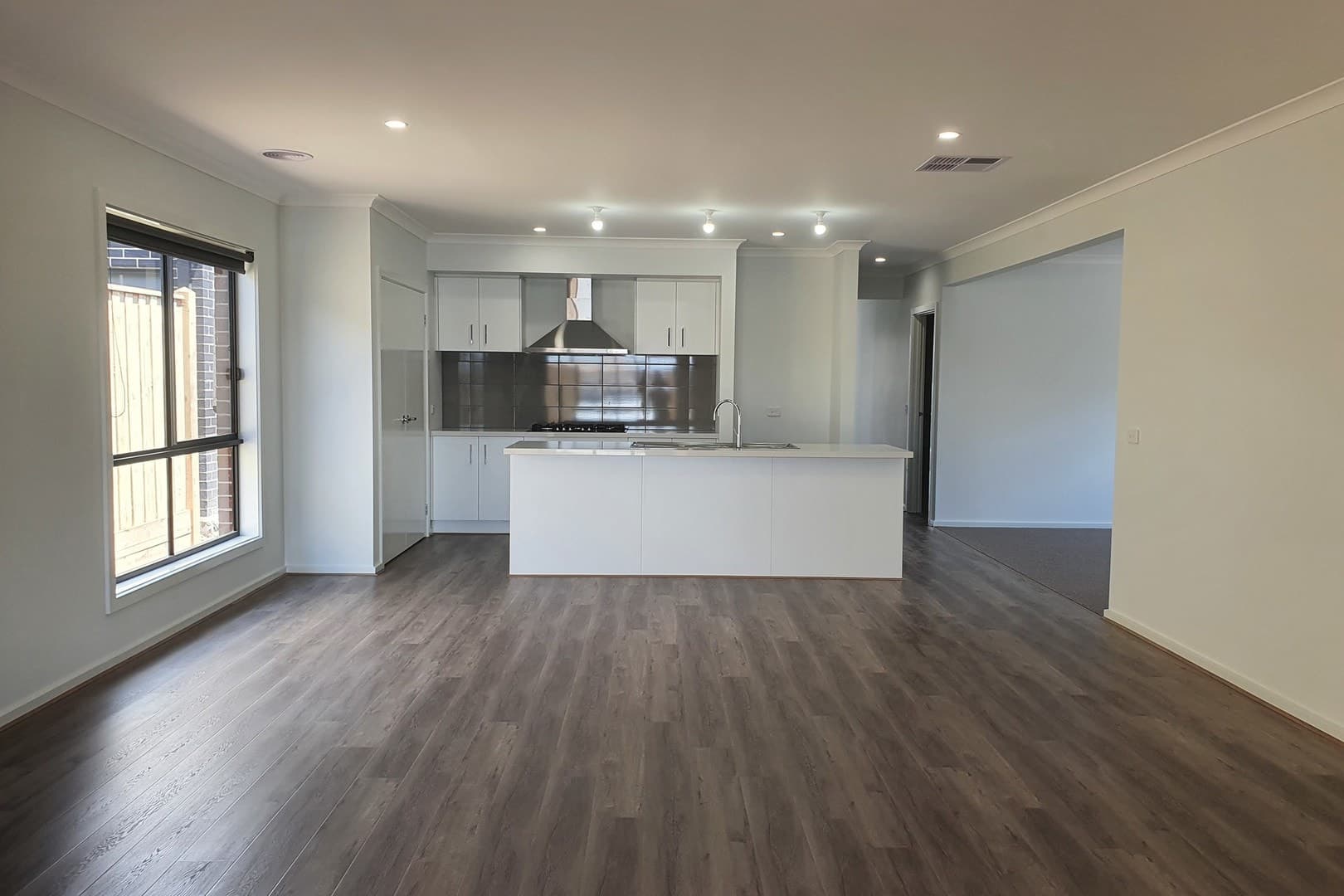 8 Walker Drive, Mickleham, VIC 3064, Mickleham - Thumbnail 2