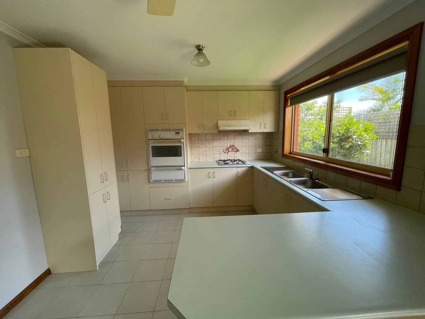 37A Chirnside  Avenue, Werribee, VIC 3030, Werribee - Thumbnail 2