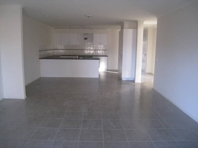 27 Mons Parade, Noble Park, VIC 3174, Noble Park - Thumbnail 2
