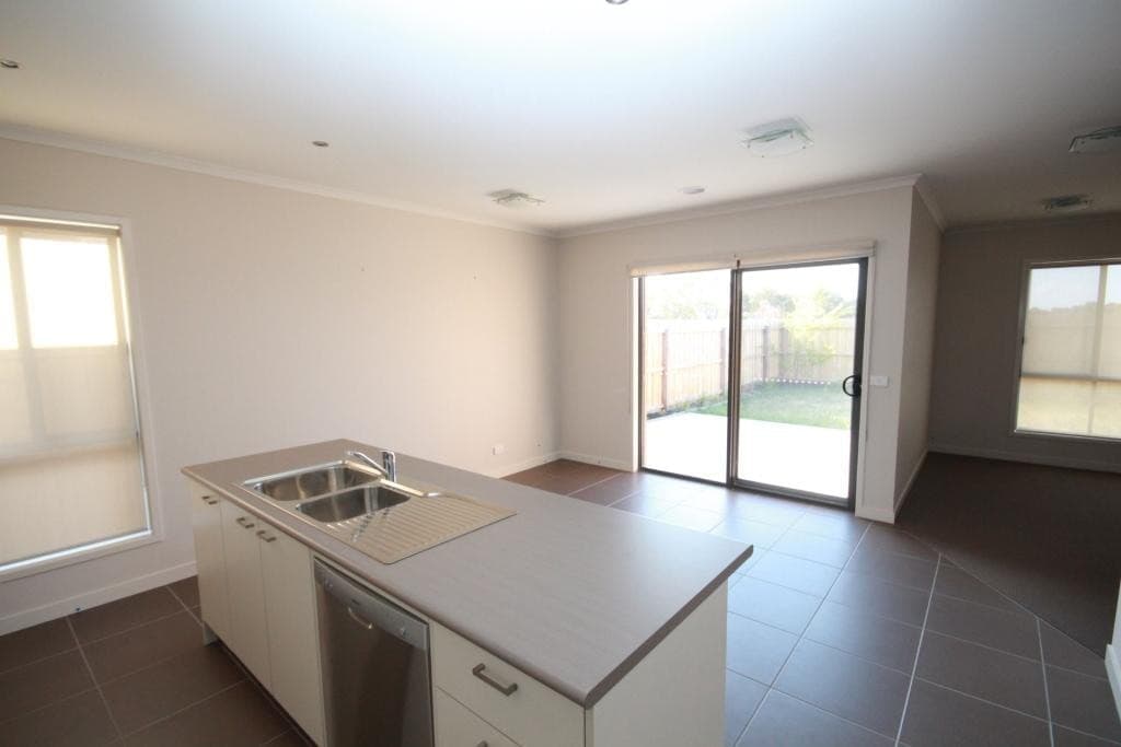 6 Beekeeper Road, Armstrong Creek, VIC 3217, Armstrong Creek - Thumbnail 5