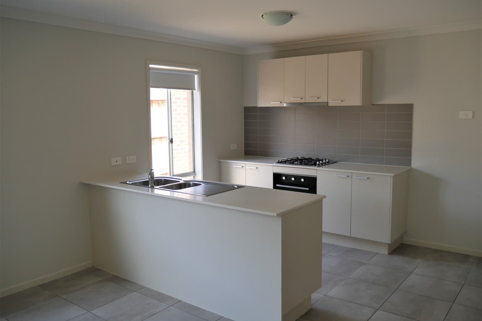 5 Blake Place, Brookfield, VIC 3338, Brookfield - Thumbnail 4