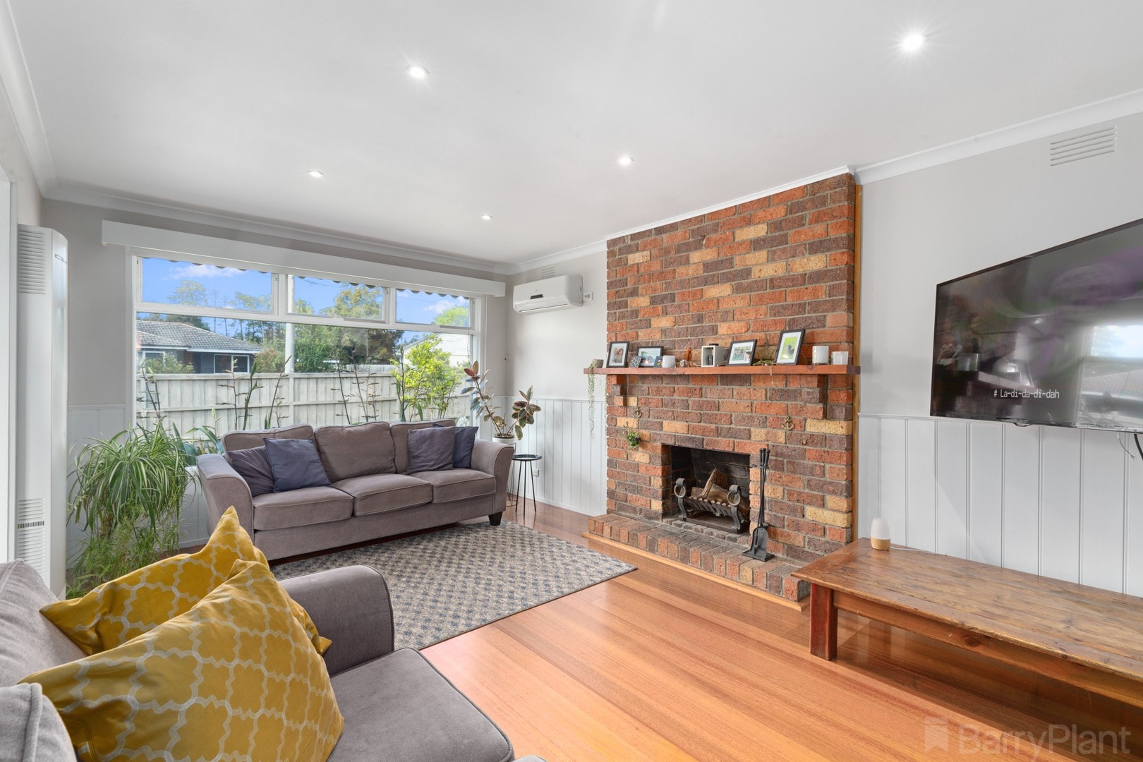35 Selkirk Avenue, Wantirna, VIC 3152, Wantirna - Thumbnail 2