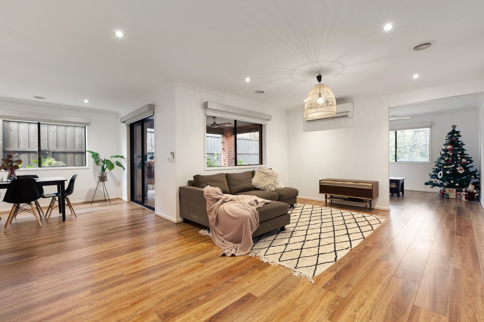 31 Gallivant Drive, Doreen, VIC 3754, Doreen - Thumbnail 3
