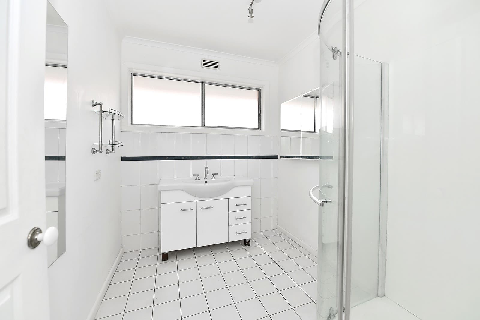 2 Chandler Street, Keilor East, VIC 3033, Keilor East - Thumbnail 5