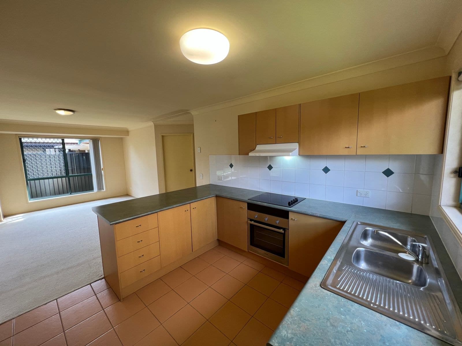 15 Serafina Drive, Helensvale QLD 4212, Helensvale - Thumbnail 5