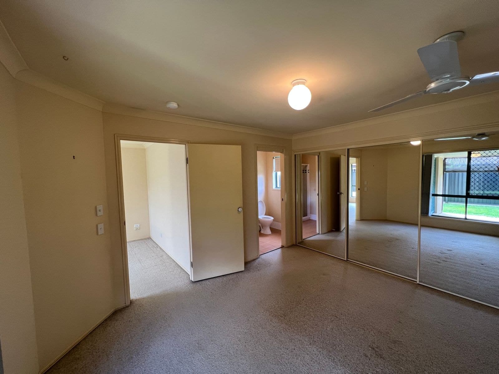 15 Serafina Drive, Helensvale QLD 4212, Helensvale - Thumbnail 6
