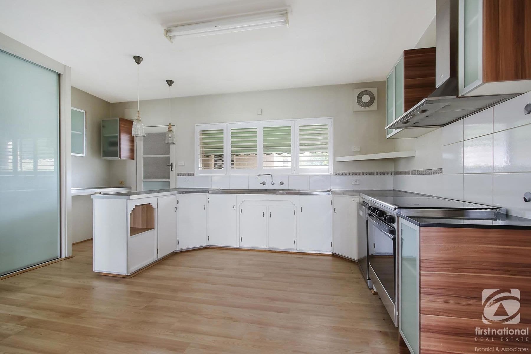 518 Nagle Road, Lavington NSW 2641, Lavington - Thumbnail 2