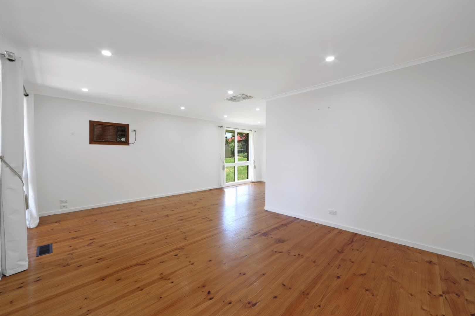 4 Talia Court, Rowville, VIC 3178, Rowville - Thumbnail 2