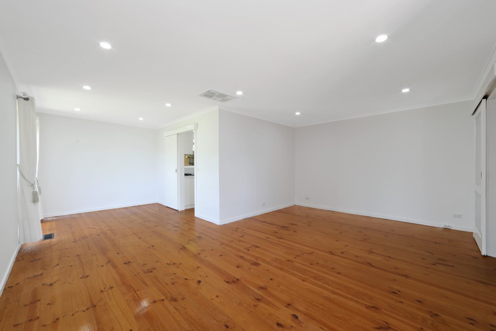 4 Talia Court, Rowville, VIC 3178, Rowville - Thumbnail 3
