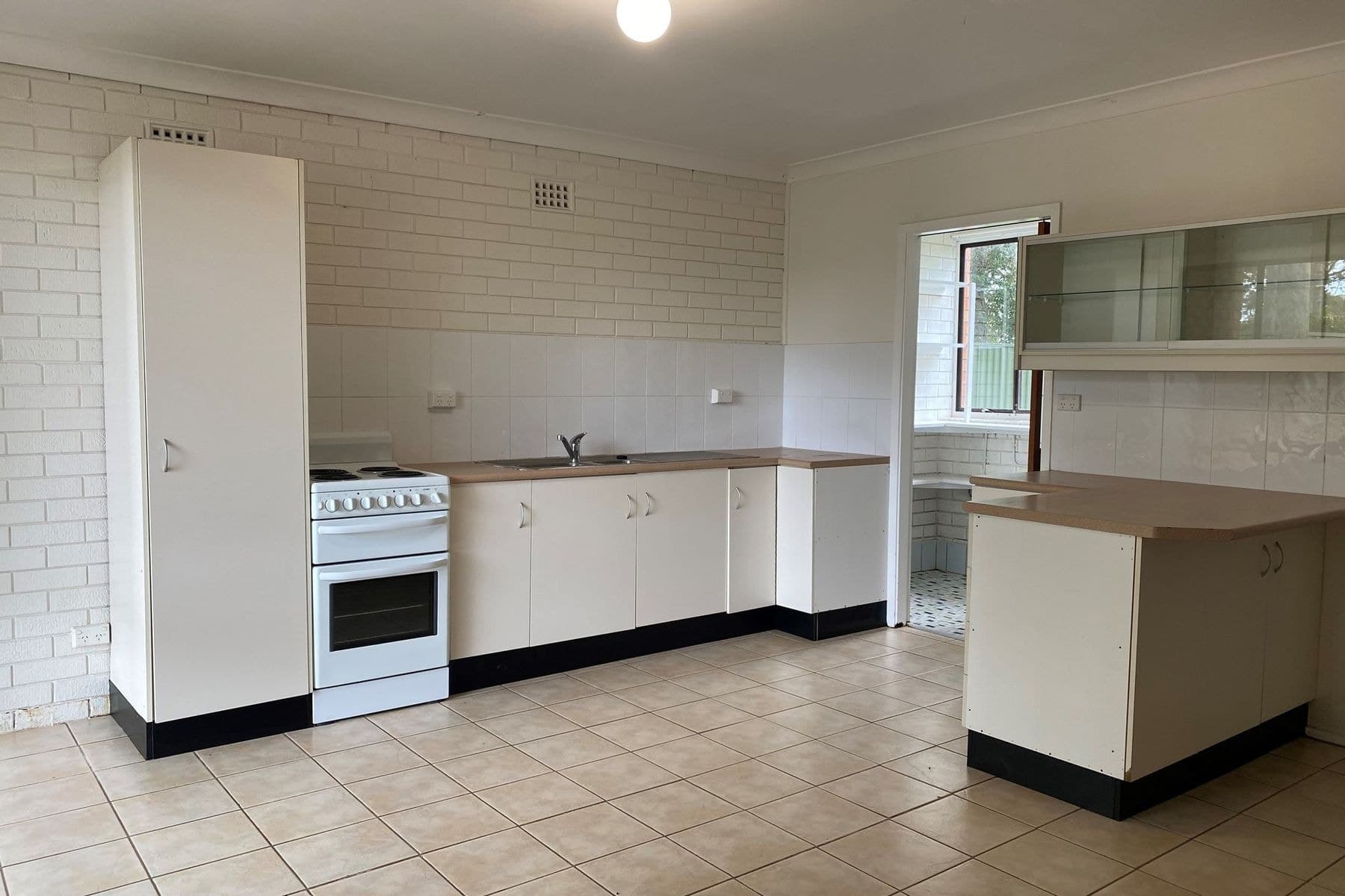 1/29 Parkside Drive, Charmhaven NSW 2263, Charmhaven - Thumbnail 2