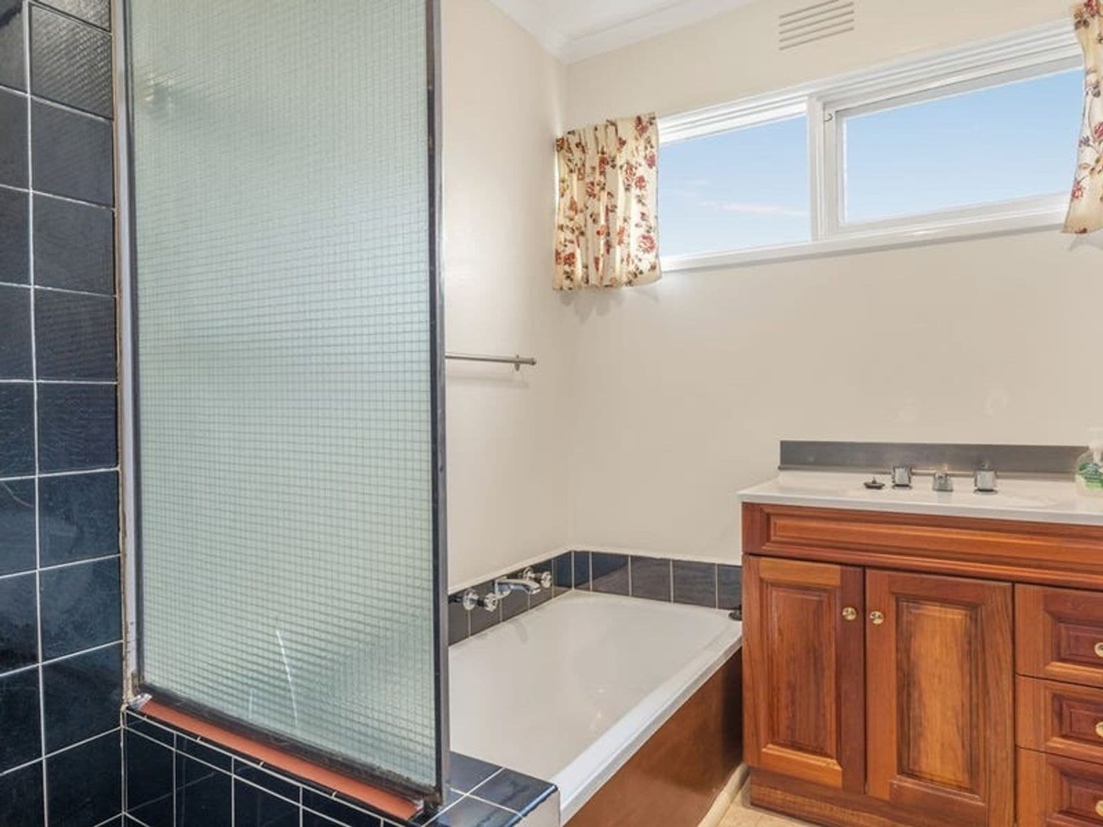 40 Gisborne Road, Bacchus Marsh VIC 3340, Bacchus Marsh - Thumbnail 5