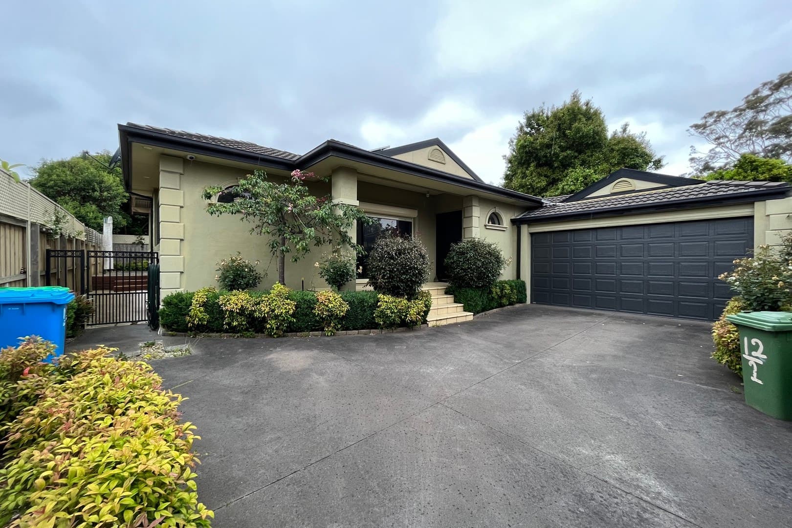 2/12 Lyall Road, Berwick, VIC 3806, Berwick - Thumbnail 2