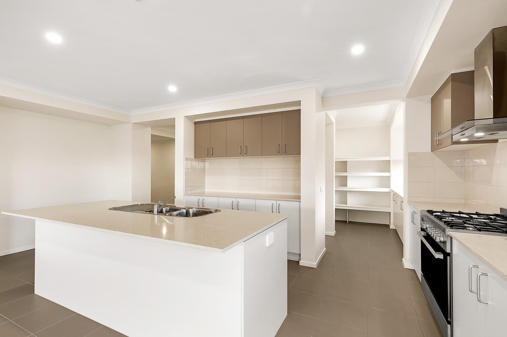 13 Towerhill Avenue, Doreen, VIC 3754, Doreen - Thumbnail 2