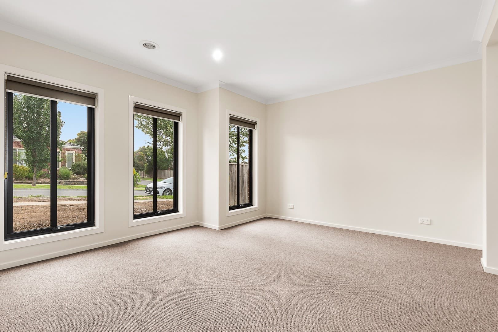 13 Towerhill Avenue, Doreen, VIC 3754, Doreen - Thumbnail 4