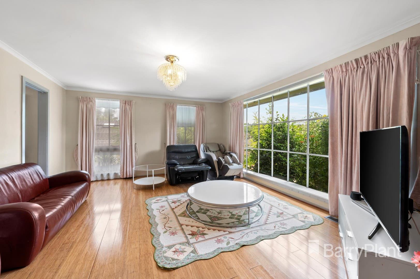 31 Woodhouse  Road, Doncaster East, VIC 3109, Doncaster East - Thumbnail 2