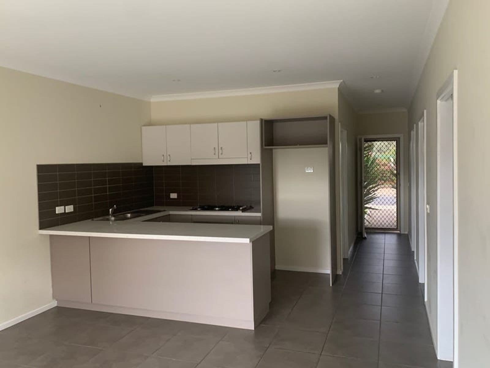 22 Somerton Court, Bacchus Marsh VIC 3340, Bacchus Marsh - Thumbnail 2