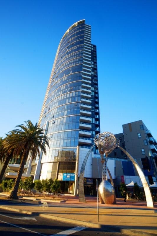 610/100 Harbour Esplanade, Docklands, VIC 3008, Docklands - Image 1