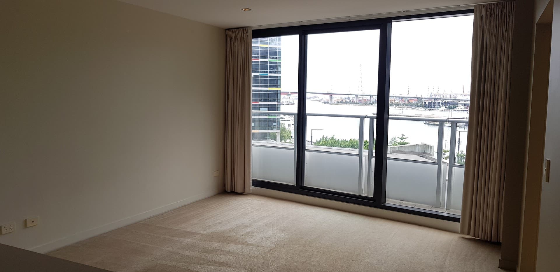 610/100 Harbour Esplanade, Docklands, VIC 3008, Docklands - Thumbnail 4