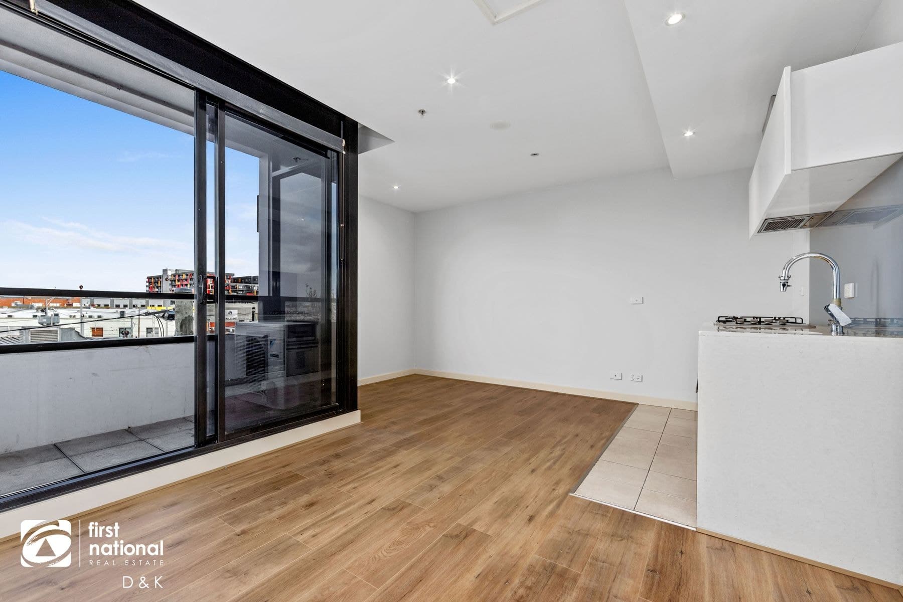 304B/2 Dennis Street, Footscray VIC 3011, Footscray - Thumbnail 2