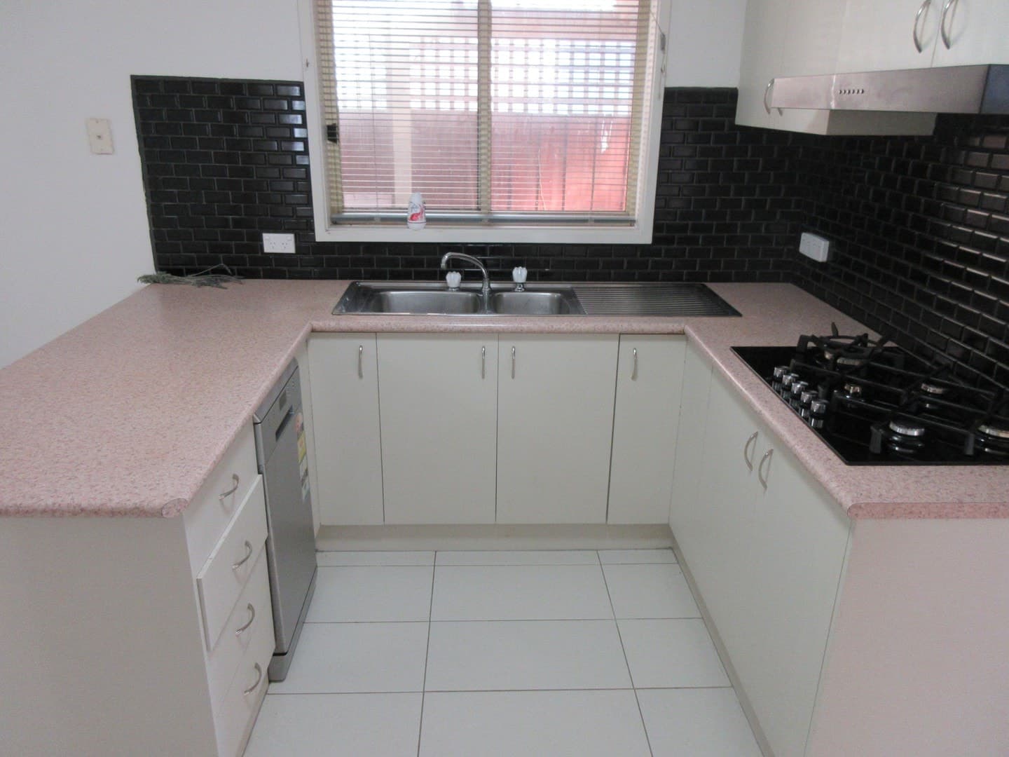 13 Bottlebrush Court, Sunshine West, VIC 3020, Sunshine West - Thumbnail 2