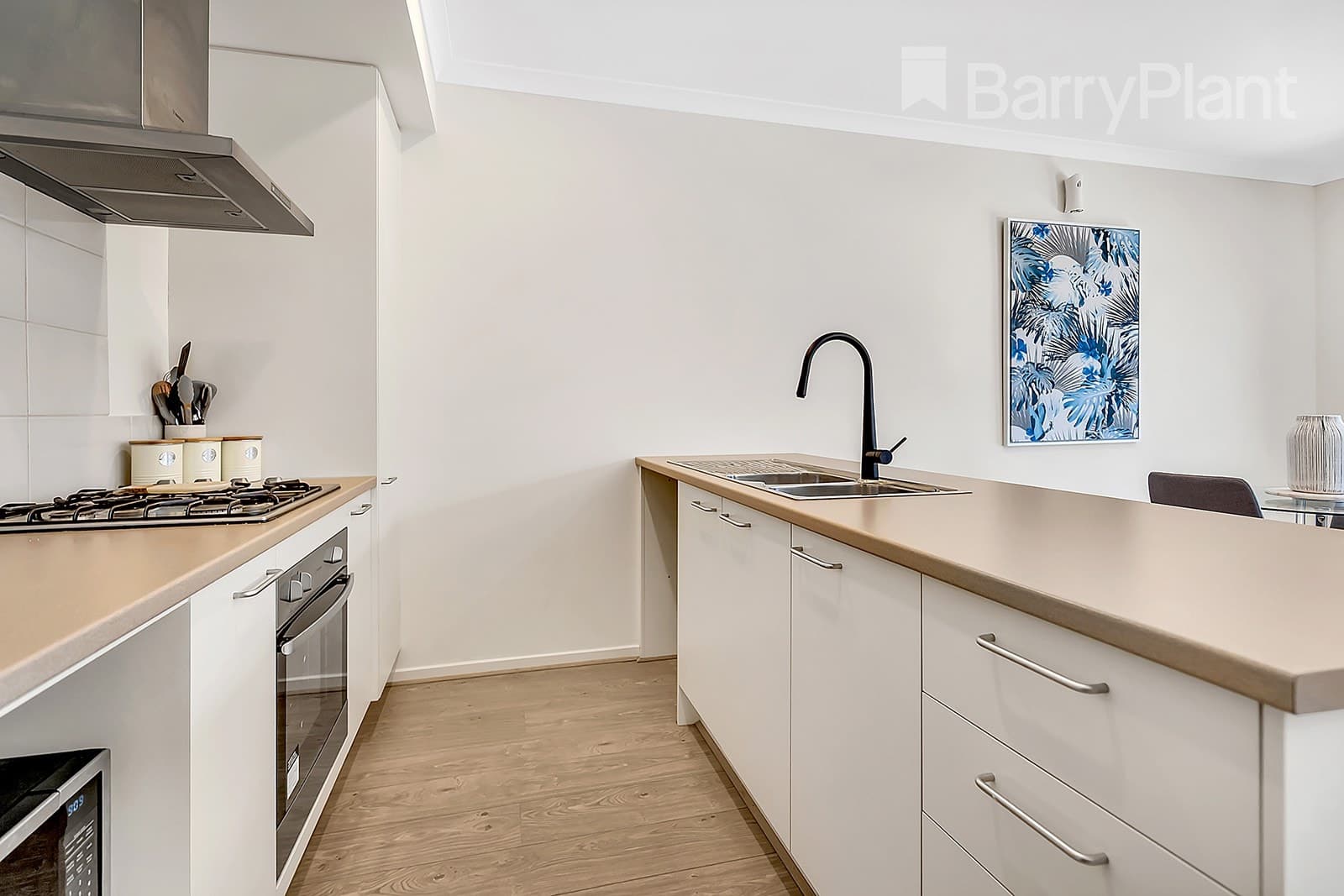 14 Bolwarra Street, Craigieburn, VIC 3064, Craigieburn - Thumbnail 5