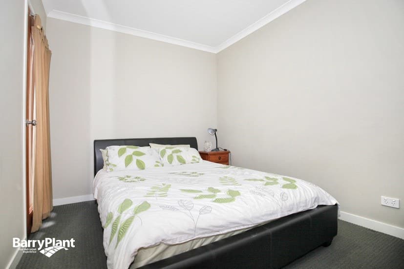 10 Millicent Drive, Craigieburn, VIC 3064, Craigieburn - Thumbnail 7