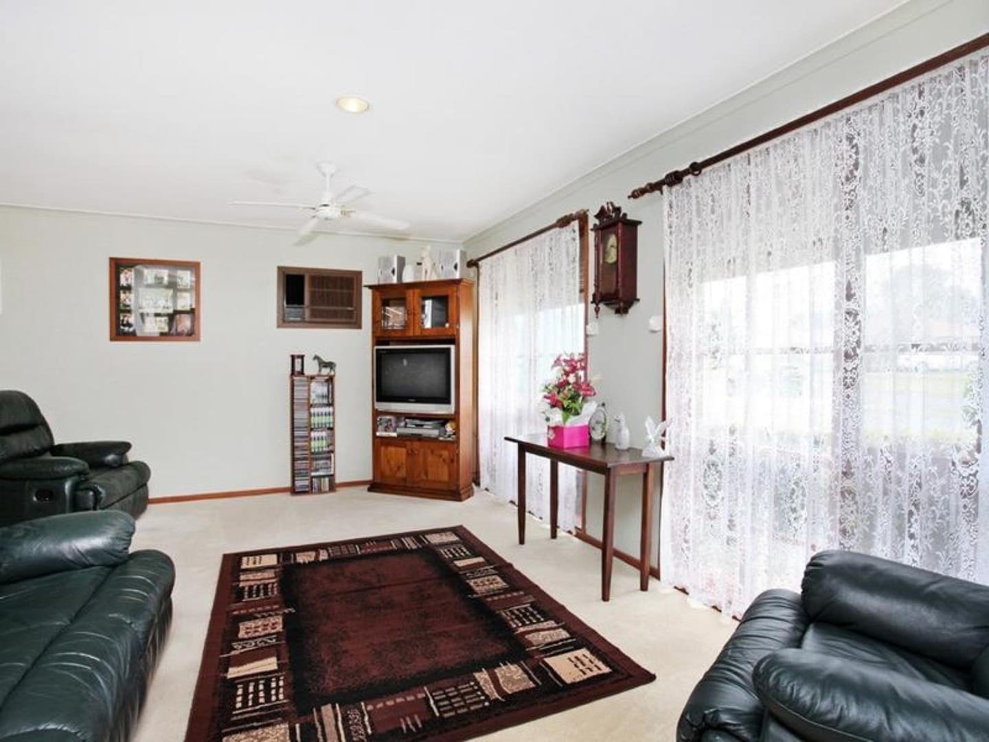 7 Campaspe Crescent, Brookfield, VIC 3338, Brookfield - Thumbnail 2