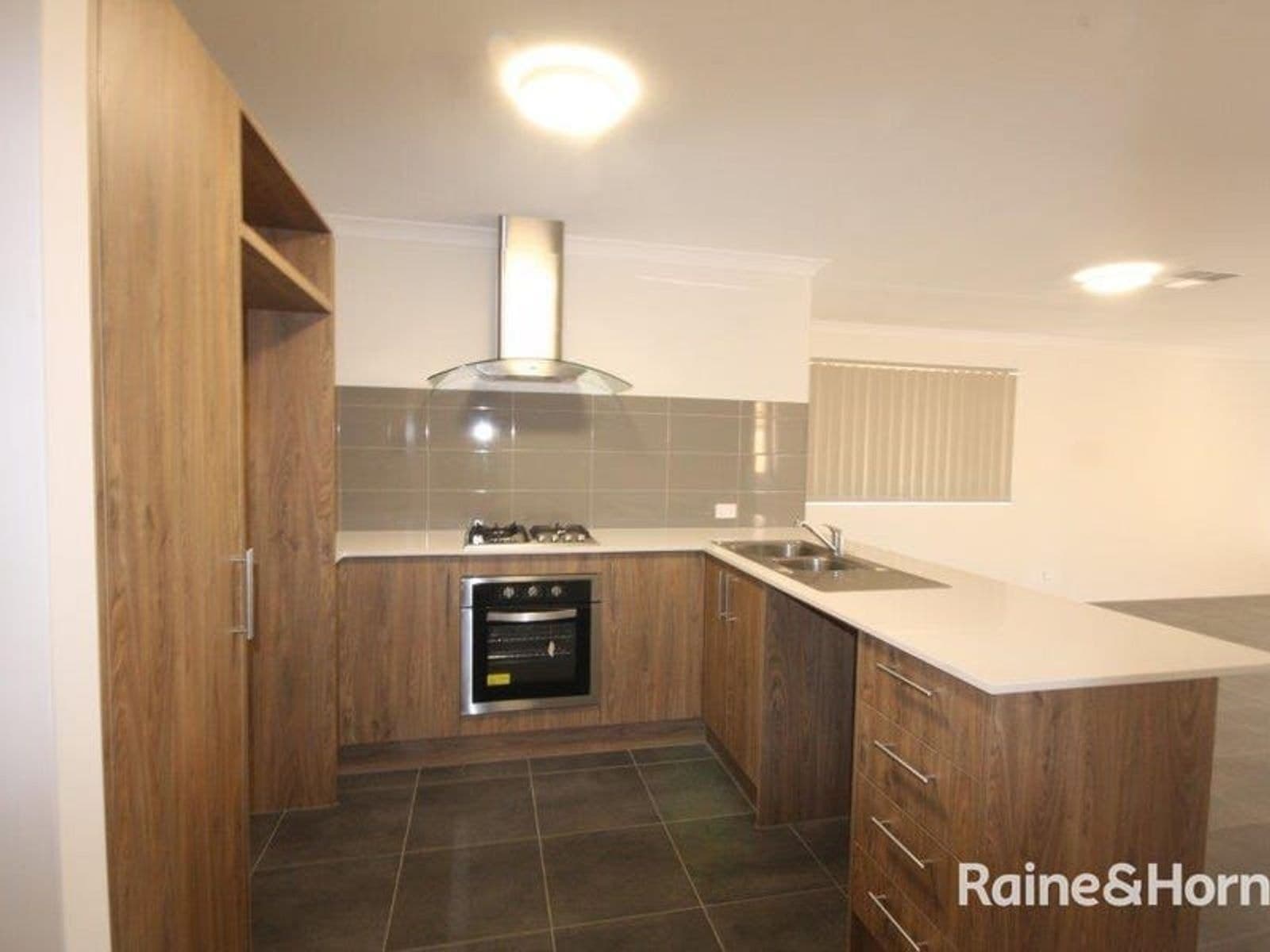 16 Kyogle Place, Armadale WA 6112, Armadale - Thumbnail 4
