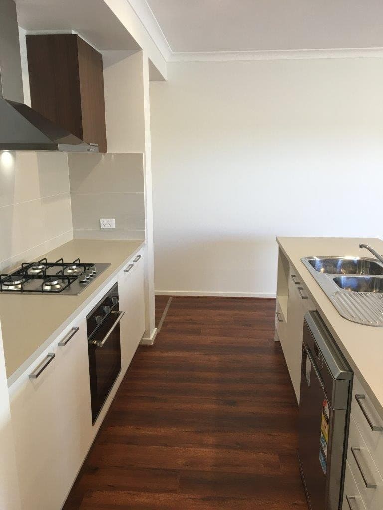 6 Ledmore Street, Truganina, VIC 3029, Truganina - Thumbnail 2