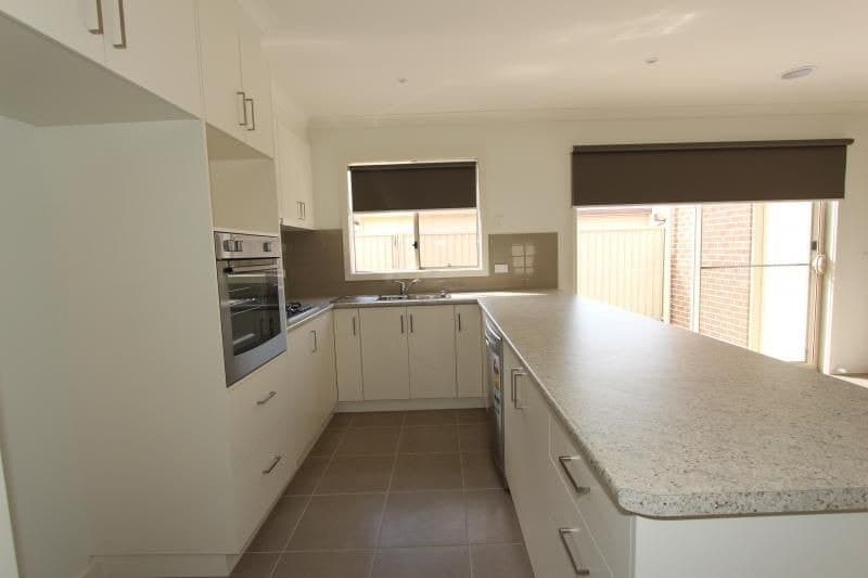 3/7 Symons Street, Wendouree, VIC 3355, Wendouree - Thumbnail 4