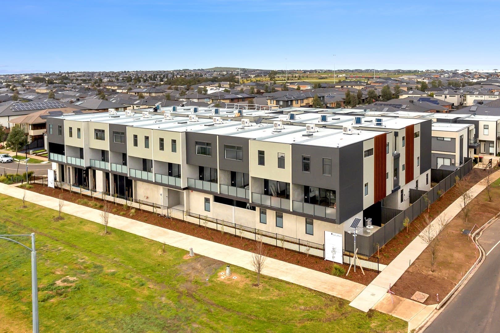 203/2 Fortitude Drive, Craigieburn, VIC 3064, Craigieburn - Thumbnail 5
