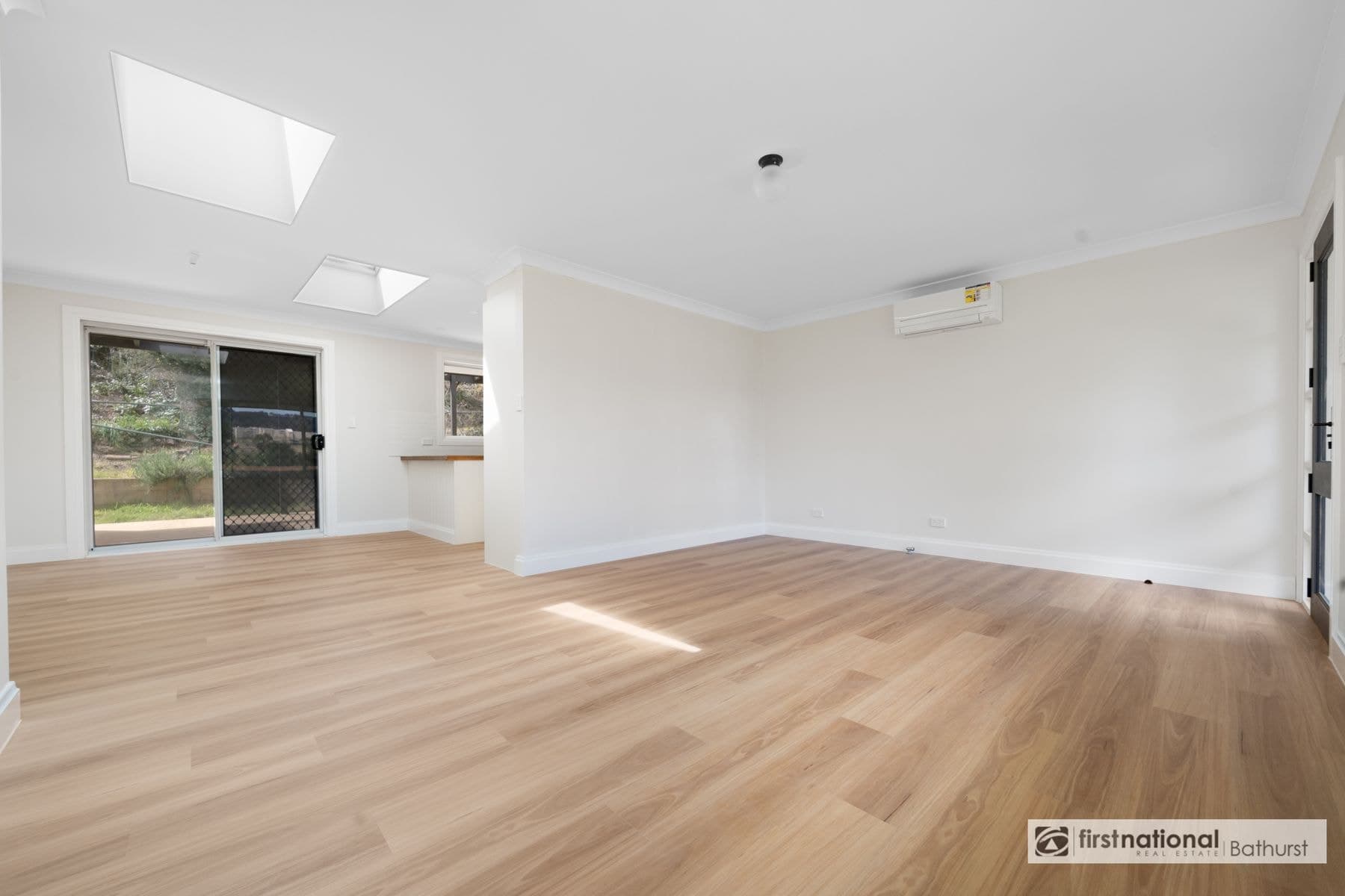 14 College Road, South Bathurst NSW 2795, South Bathurst - Thumbnail 2