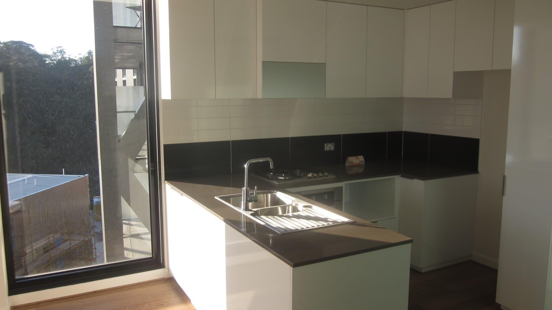 B503/10-16 Trenery Crescent, Abbotsford, VIC 3067, Abbotsford - Thumbnail 2
