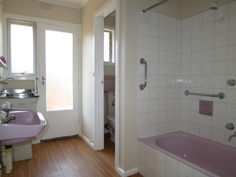 6/1-3 Radcliff Avenue, Cheltenham, VIC 3192, Cheltenham - Thumbnail 4