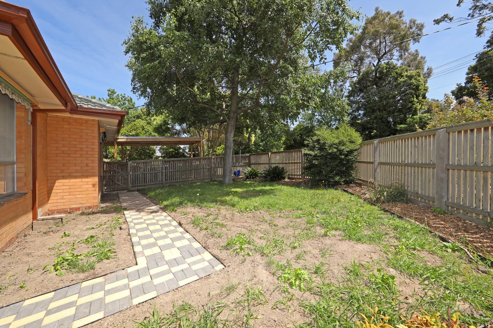 8 Vivienne Avenue, Boronia, VIC 3155, Boronia - Thumbnail 2