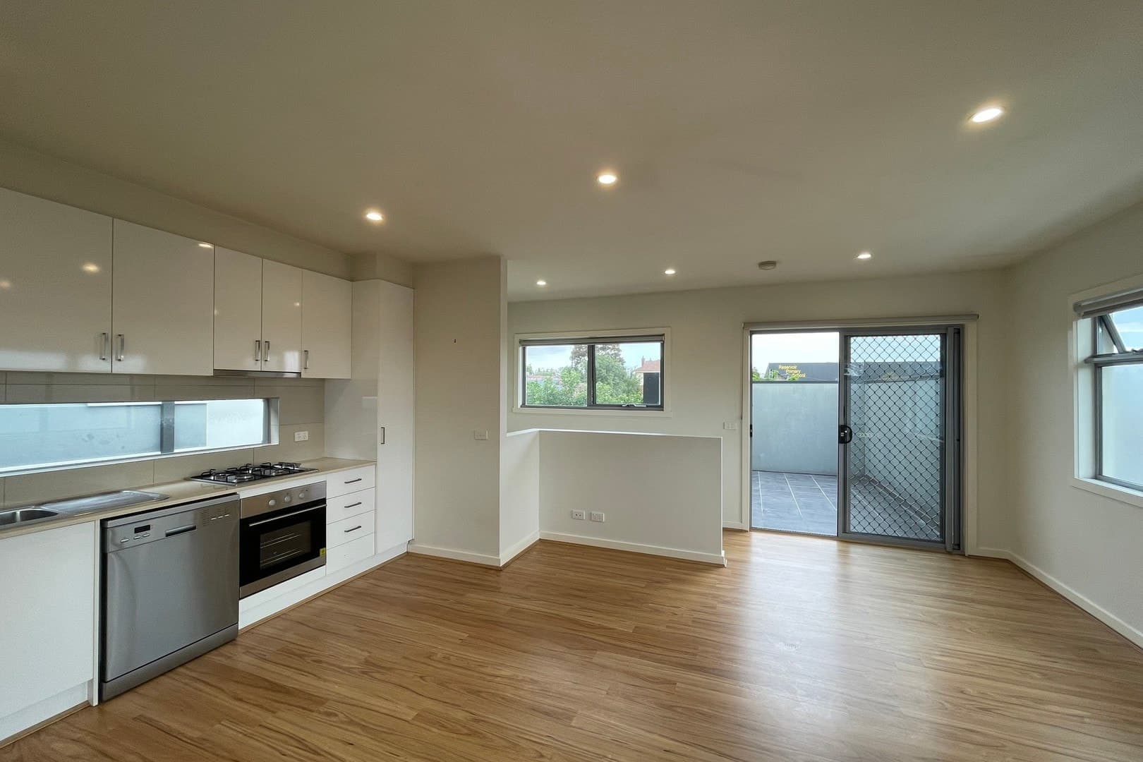 5/3 Barry Street, Reservoir, VIC 3073, Reservoir - Thumbnail 5