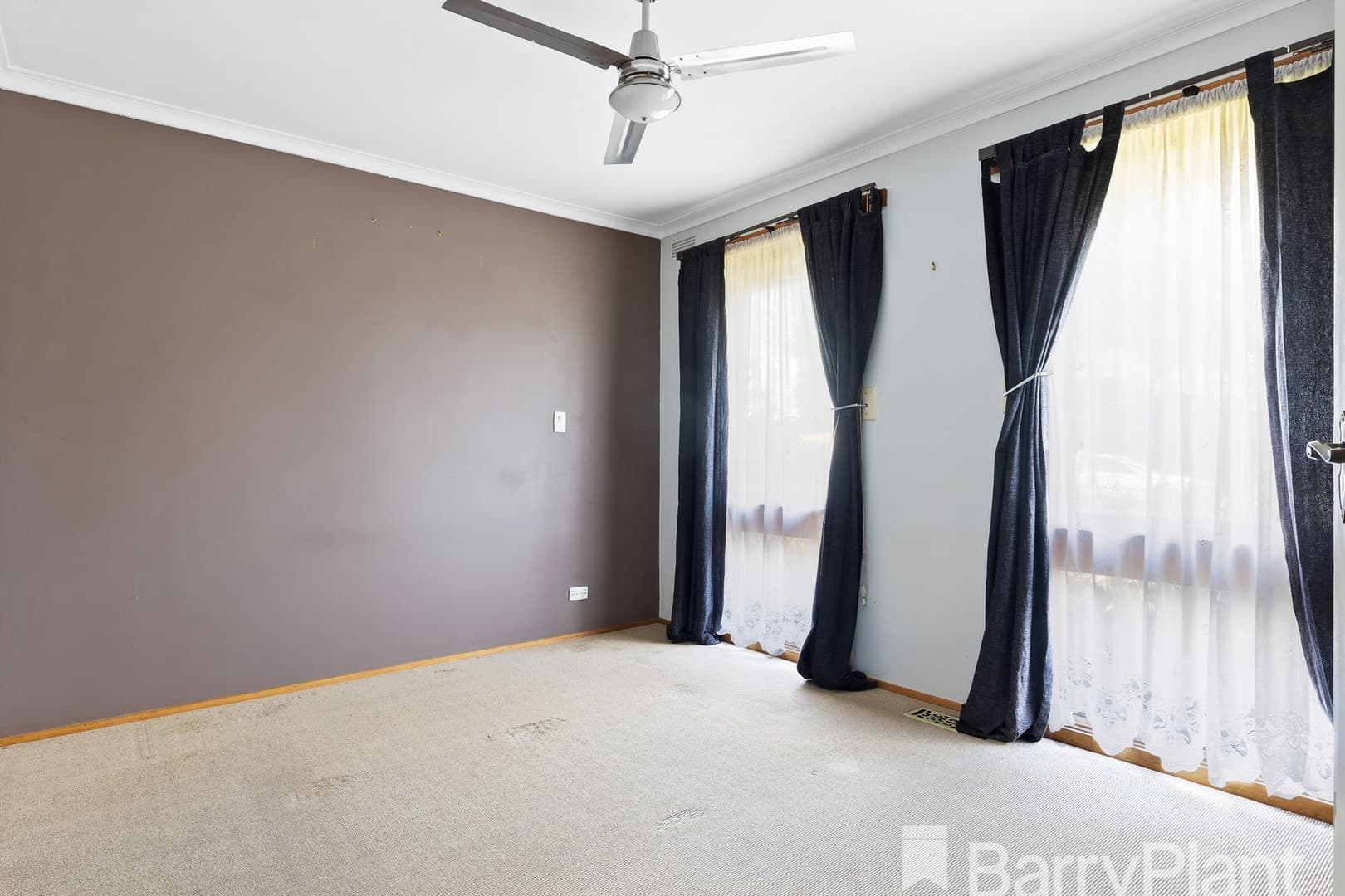21 Langstaffe Drive, Wendouree, VIC 3355, Wendouree - Thumbnail 2