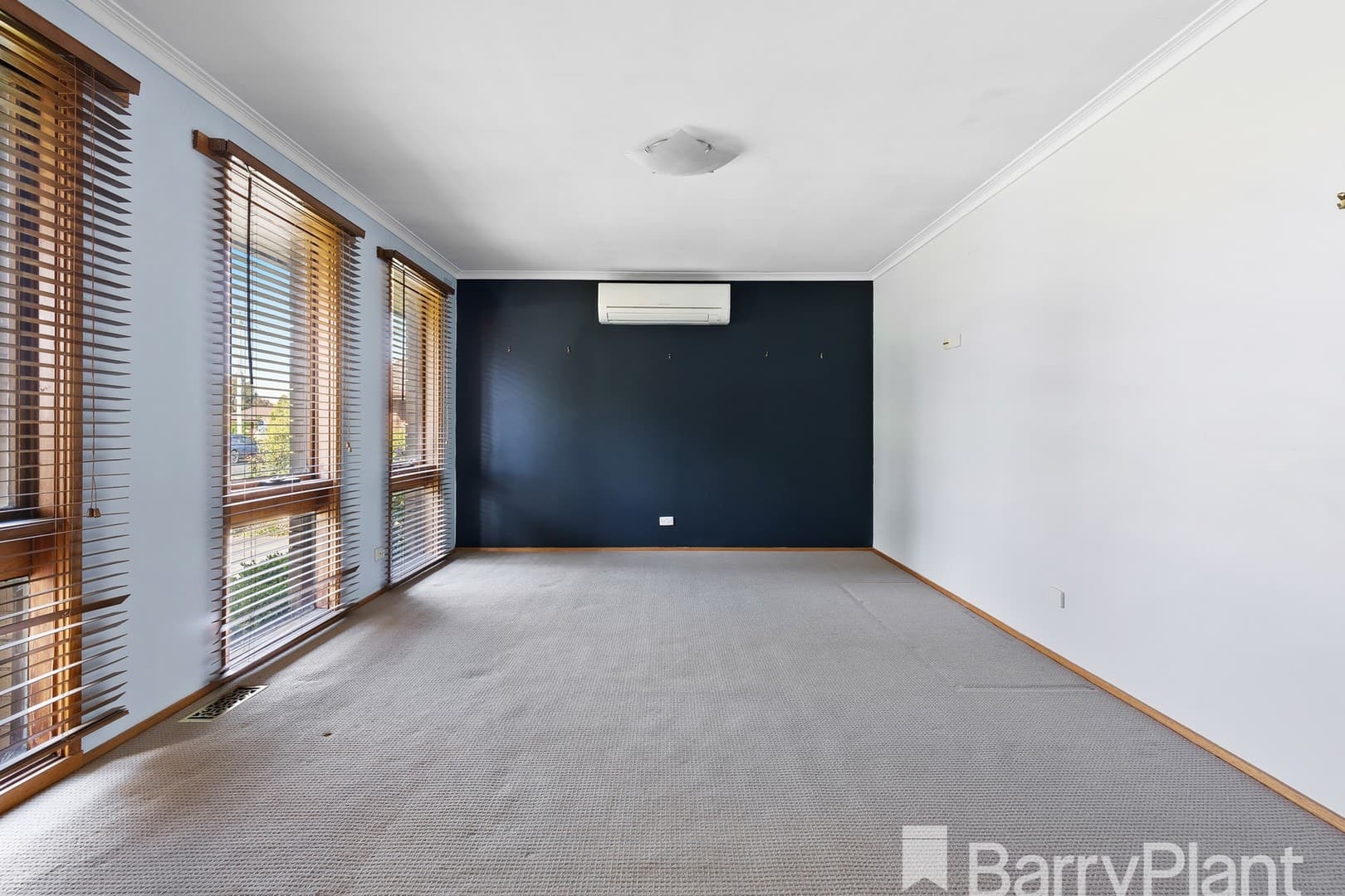21 Langstaffe Drive, Wendouree, VIC 3355, Wendouree - Thumbnail 4