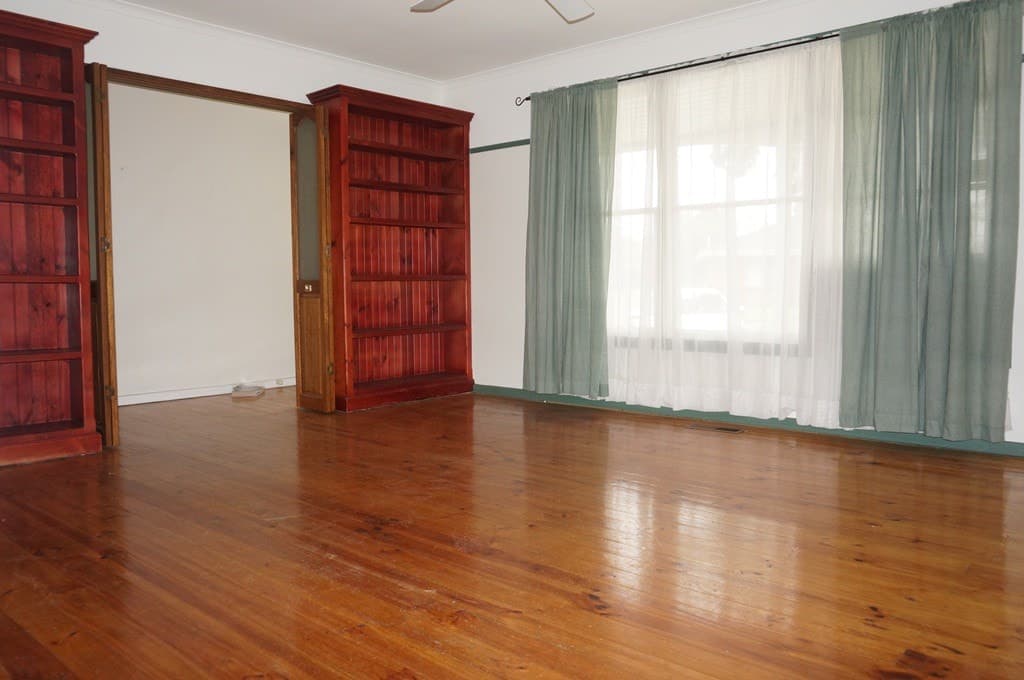 2 Drysdale Street, Sunbury, VIC 3429, Sunbury - Thumbnail 5