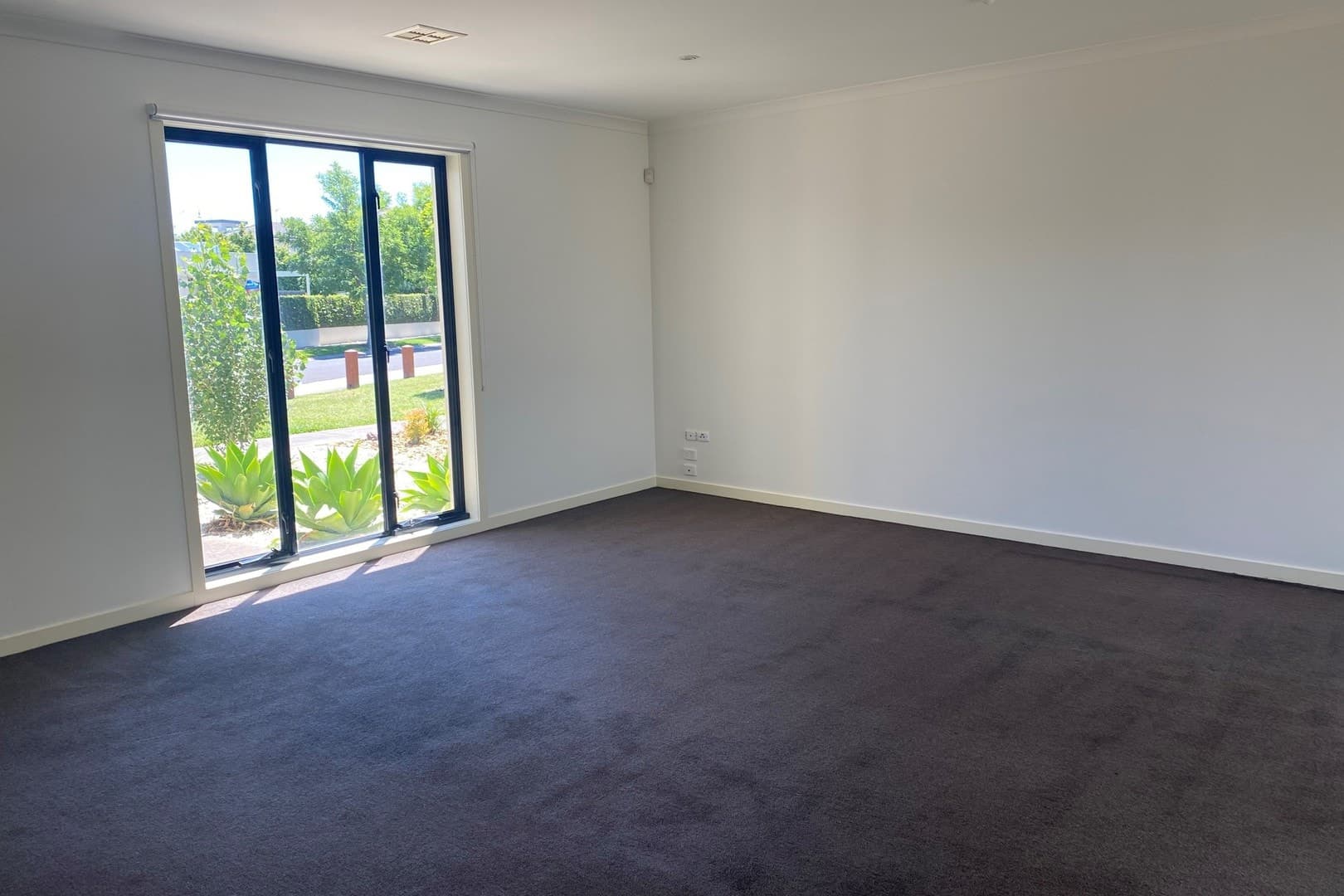 94 Signature Boulevard, Sanctuary Lakes, VIC 3030, Sanctuary Lakes - Thumbnail 6