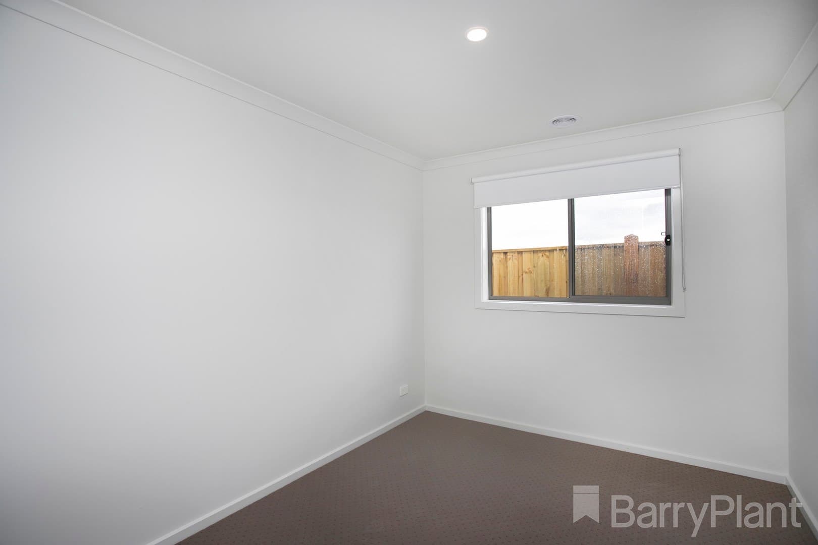 5 Morang  Street, Mickleham, VIC 3064, Mickleham - Thumbnail 3