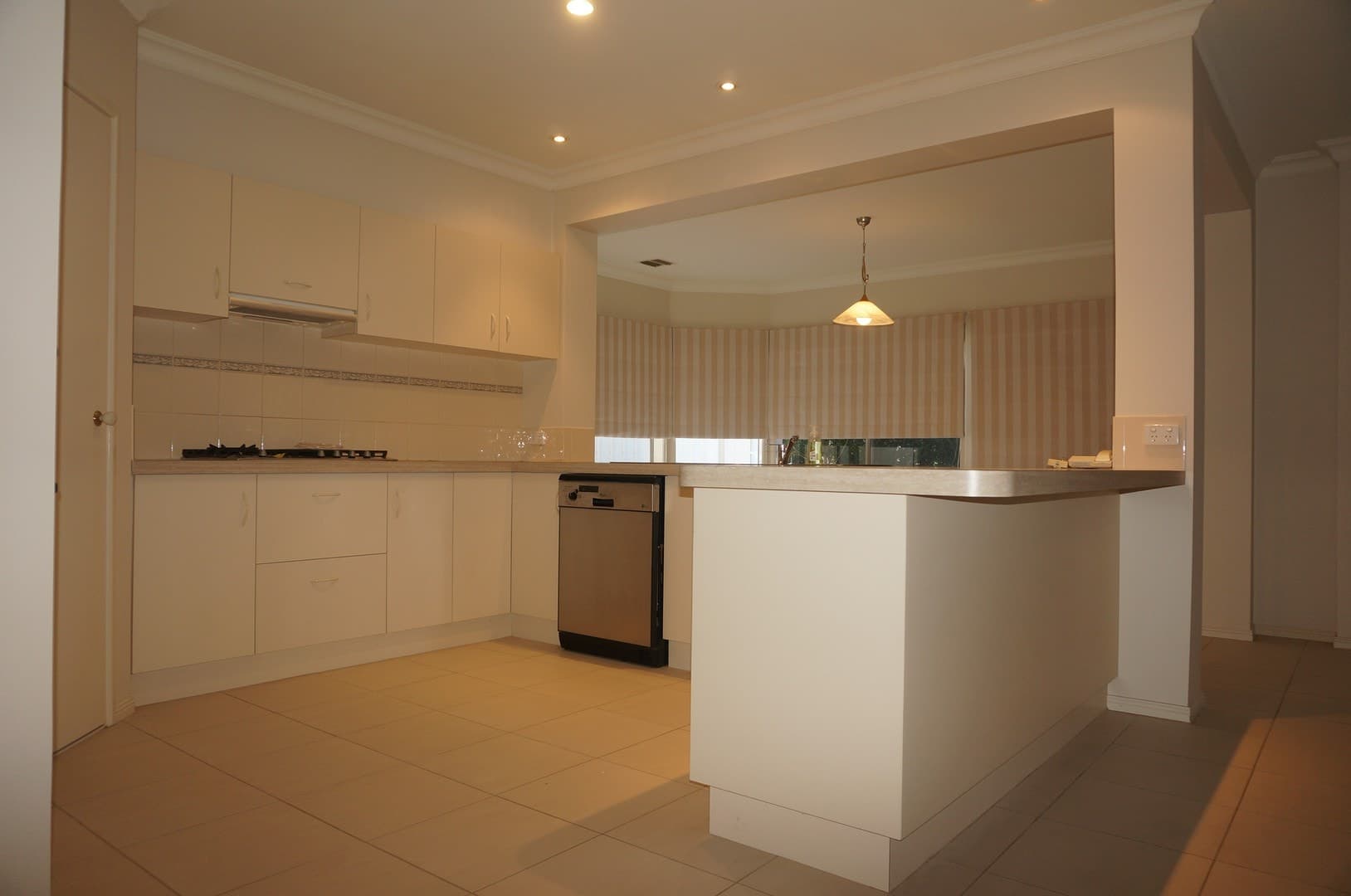 105 Yellow Gum BoulevardSunbury, VIC 3429  - Leased, Sunbury - Thumbnail 2