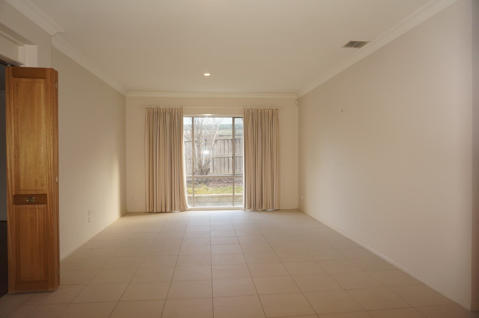 105 Yellow Gum BoulevardSunbury, VIC 3429  - Leased, Sunbury - Thumbnail 3