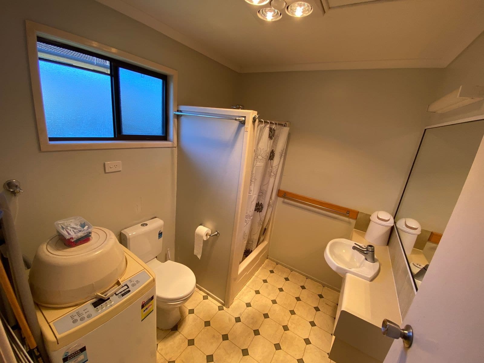 33/5 Bridge Road, East Mackay QLD 4740, East Mackay - Thumbnail 4