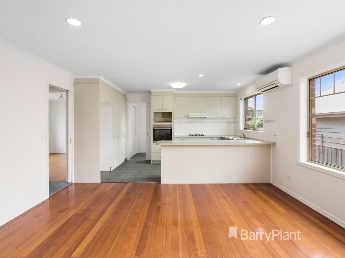 6 Ocean Street, Rosebud, VIC 3939, Rosebud - Thumbnail 2