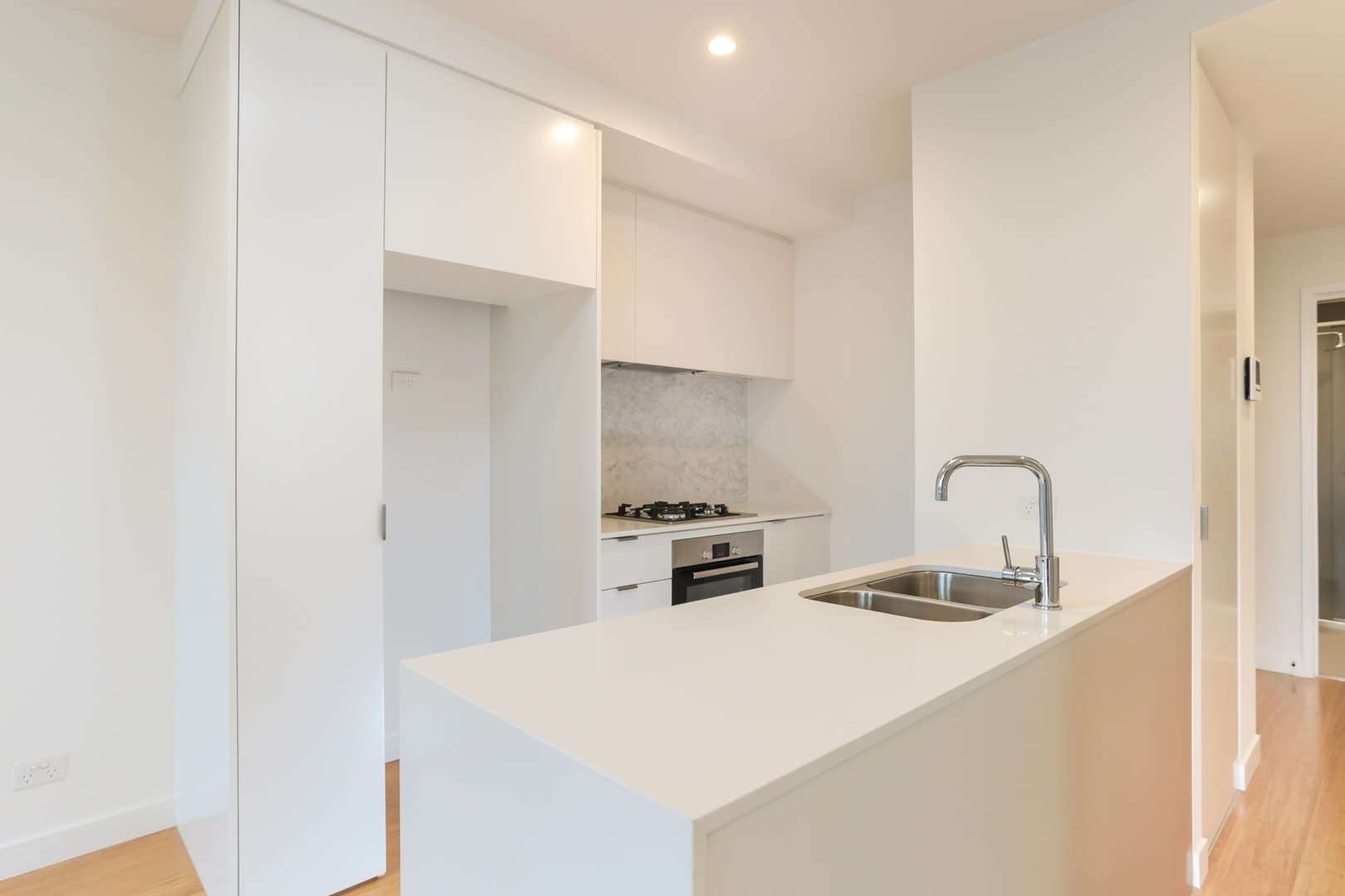 801/712-714 Station  Street, Box Hill, VIC 3128, Box Hill - Thumbnail 4